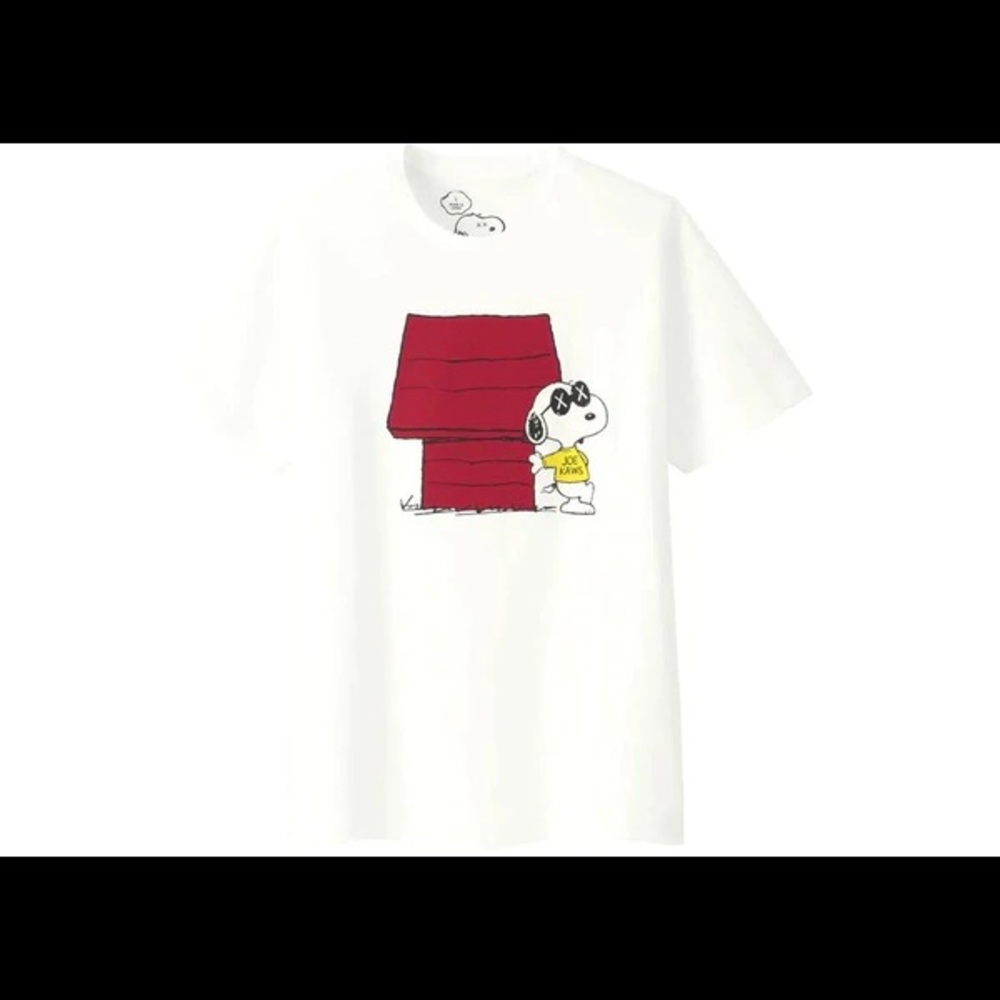 KAWS x Uniqlo x Peanuts Joe Kaws Doghouse Tee